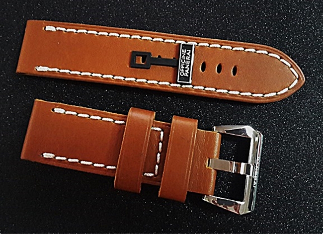 สายนาฬิกา Panerai แบบสายหนังเรียบสีน้ำตาลอิฐ เดินขอบด้ายสีขาว Size 24 mm.