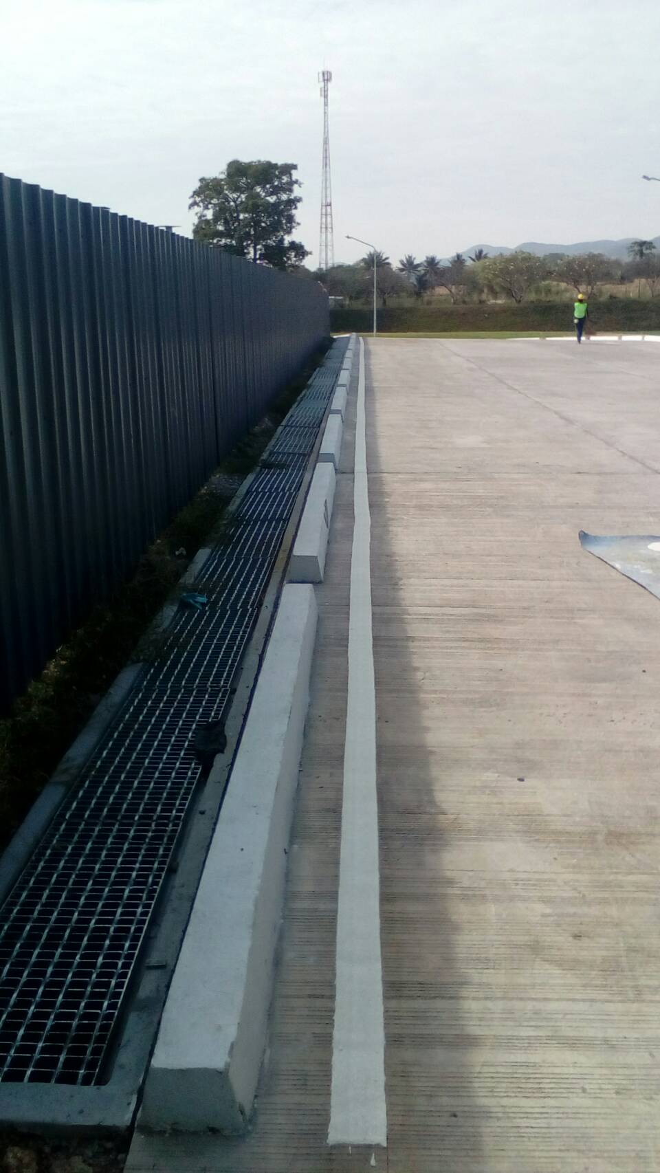 ตีเส้นจราจรสมุทรสาคร กาญจนบุรี ราชบุรี นครปฐม เส้นจราจรภายในโรงงาน