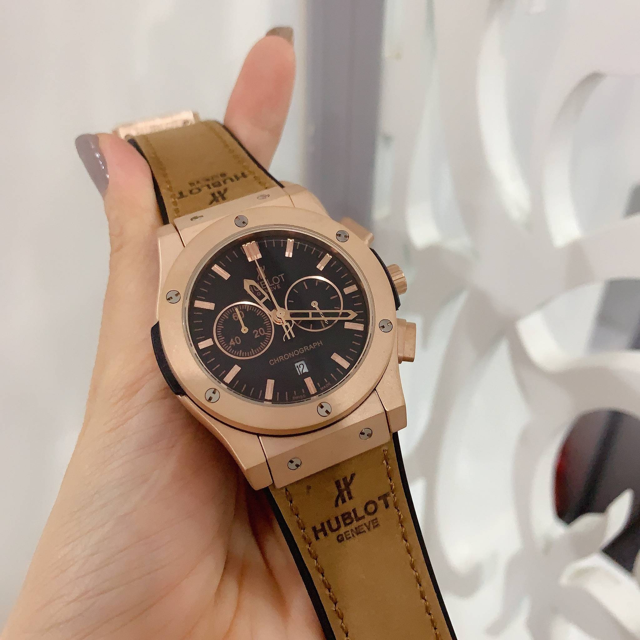 นาฬิกา Hublot Classic Fusion Mat Black Dial Mirror Swiss