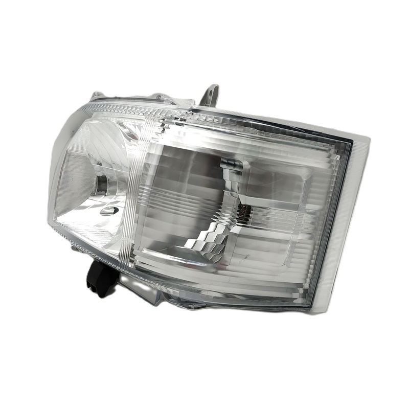 ไฟหน้า TOYOTA COMMUTER(คอมมูเตอร์) โฉมที่3 ปี2014-2018 (งานแท้ TYC) -ราคาต่อดวง-