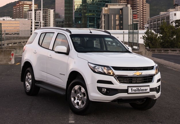 ไฟตัดหมอก CHEVROLET TRAILBLAZER 2016 2017 2018 2019 เชฟโรเลต เทรลเบลเซอร์ ฝาครอบดำ รับประกัน 3 เดือน