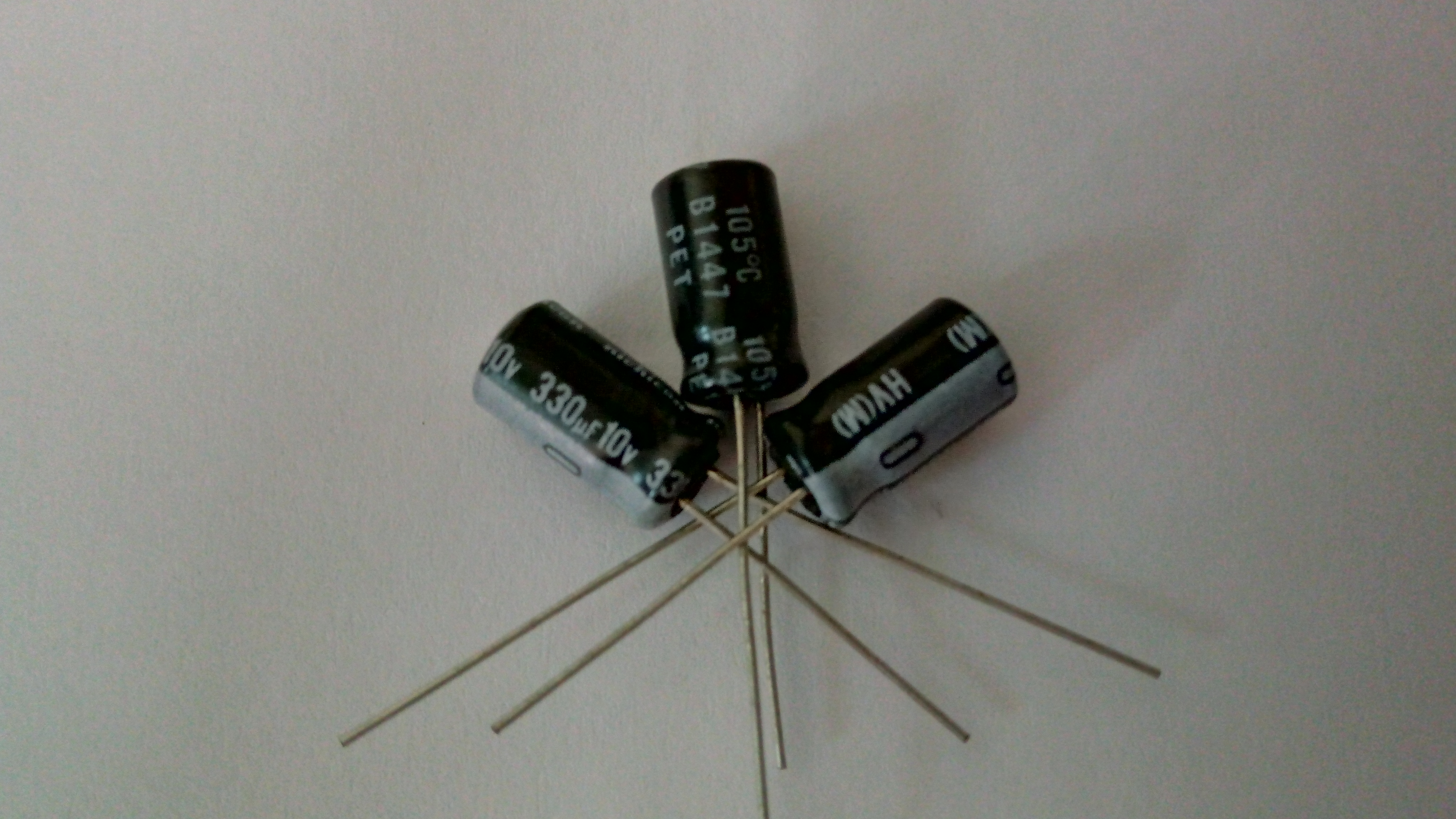 330uf 10v NICHICON