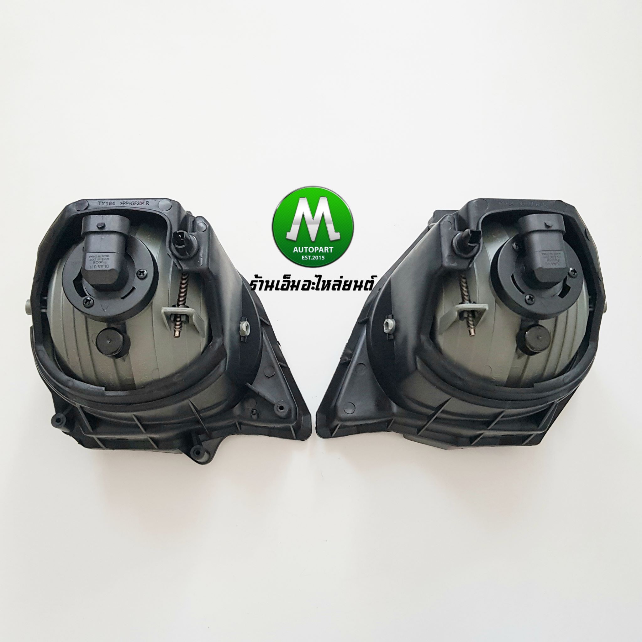 ไฟตัดหมอก ไฟสปอร์ตไลท์ TOYOTA FORTUNER 2006 2007 2008 2009 2010 2011 / โตโยต้า ฟอร์จูนเนอร์ หน้ายักษ์ (รับประกันสินค้า 3 เดือน)