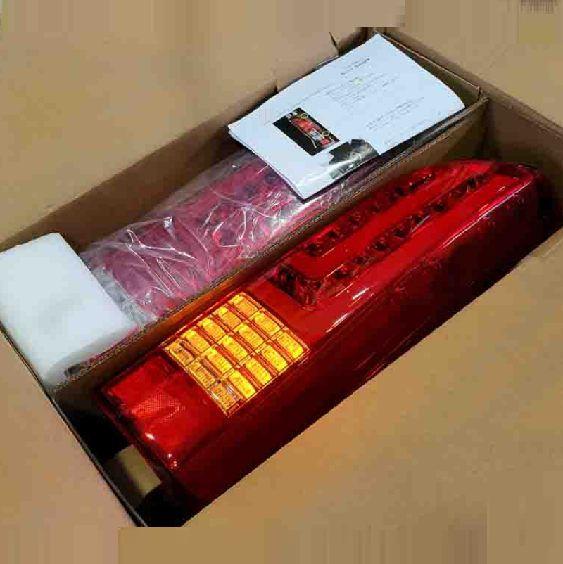 ไฟท้ายแต่ง TOYOTA COMMUTER(คอมมูเตอร์)/VENTURY(เวนจูรี่) LIGHT BAR STYLE ฝาแดง ปี2005-2018 คู่ (ซ้าย-ขวา)