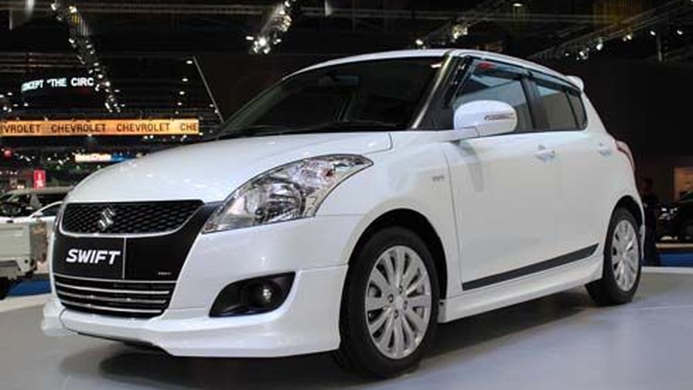 ฝาครอบไฟตัดหมอก พลาสติกดำ มีรู 1 คู่ SUZUKI SWIFT 2012 2013 2014 2015 2016 2017