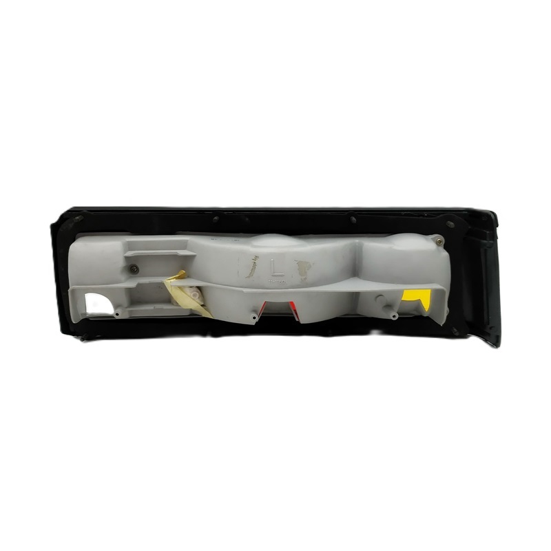 ไฟท้าย TOYOTA COROLLA(โคโรล่า) KE70/TE70 ปี1975-1984 (งาน O.E.M TYC เทียบห้าง) -ราคาต่อดวง-