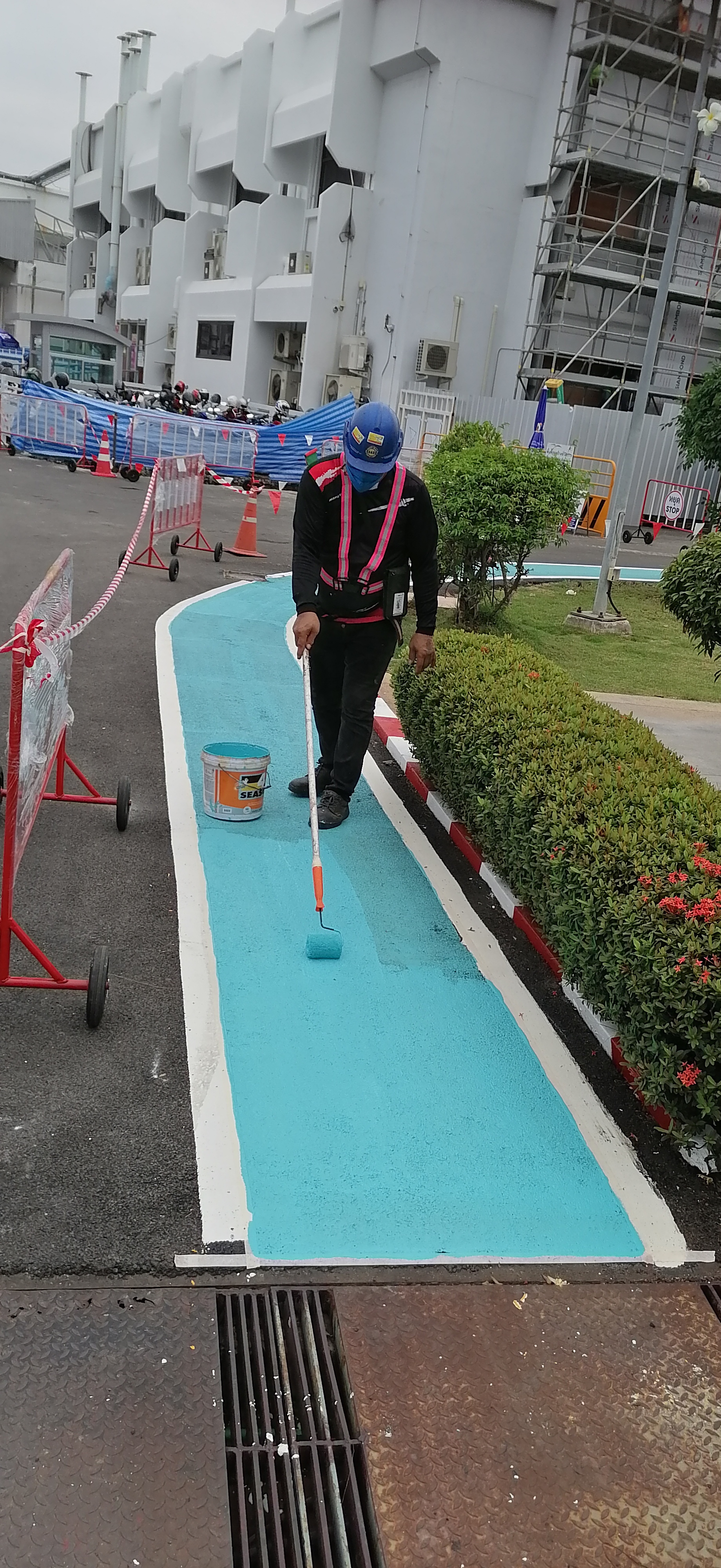 งานตีเส้นจราจรเส้นทางเดินภายในโรงงานสีเทอร์โมพลาสติก