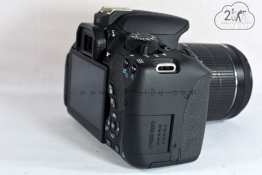 กล้อง Canon 700D + เลนส์ 18-55 IS STM