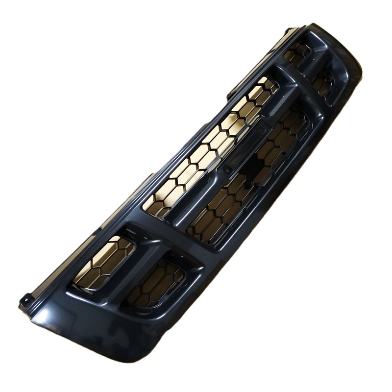 หน้ากระจัง ISUZU D-MAX(ดีแม็ก) โฉมแรก 4WD ตัวสูง สีดำ(งานไม่ทำสี) ไม่มีโลโก้ ปี2002-2004 (รหัส:DMAX'02 4WD ดำ)