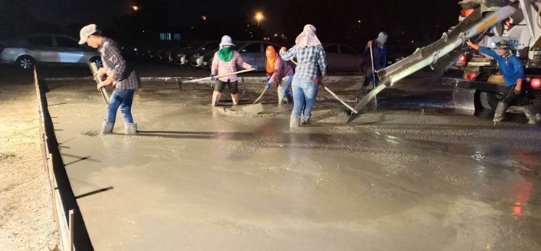 งานลาดกะบัง 2,000 ตรม