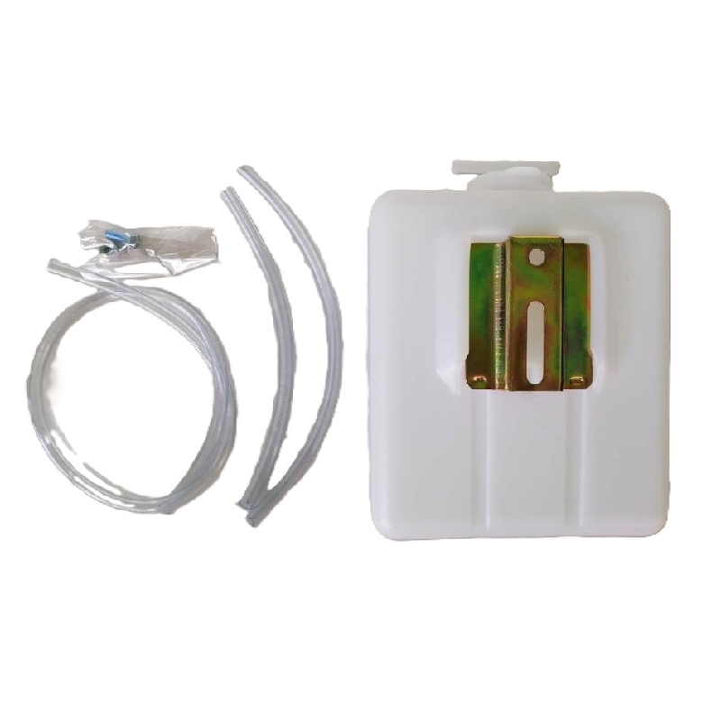 กระป๋องพักน้ำรถ/กระปุกพักน้ำ ทรงเหลี่ยม(ท่อบน) พร้อมฝา ใช้สำหรับรถยนต์ทั่วไป (กว้าง2.8นิ้วxยาว5.8นิ้วxสูง5.8นิ้ว) (J10-UP)