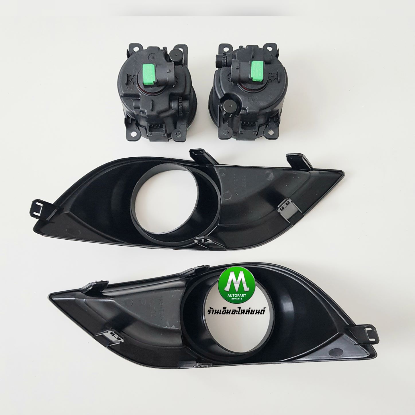 ไฟตัดหมอก ไฟสปอร์ตไลท์ MAZDA BT-50 BT50 PRO 2012 2013 2014 2015 2016 2017 ฝาครอบดำ / มาสด้า บีที50 โปร (รับประกันสินค้า 3 เดือน)