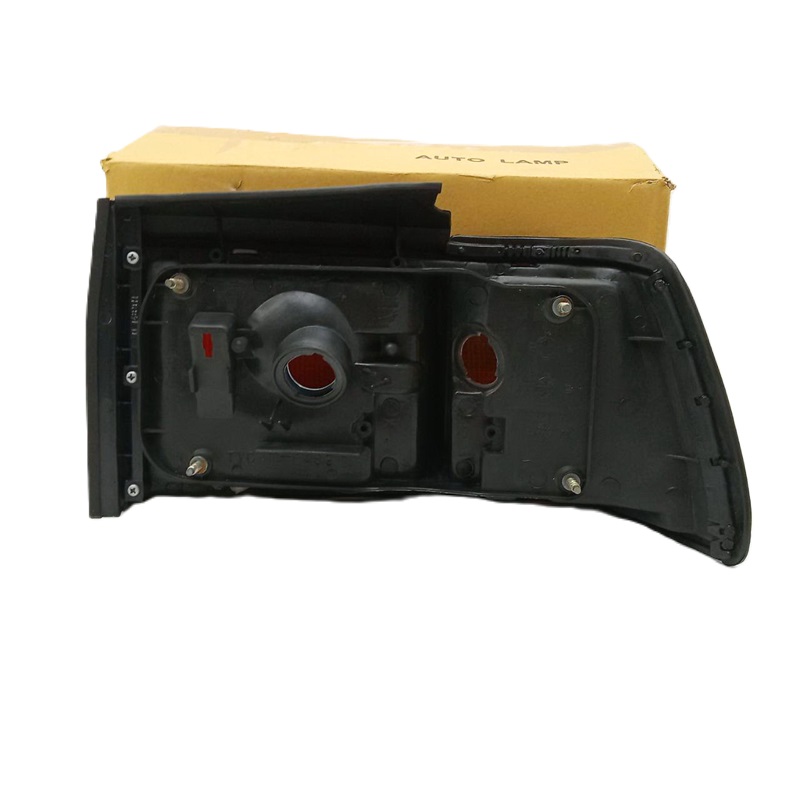 ไฟท้าย HONDA ACCORD(แอคคอร์ด) ปี1988-1989 (งานแท้ TYC) (รหัส : AC88) -ราคาต่อดวง-