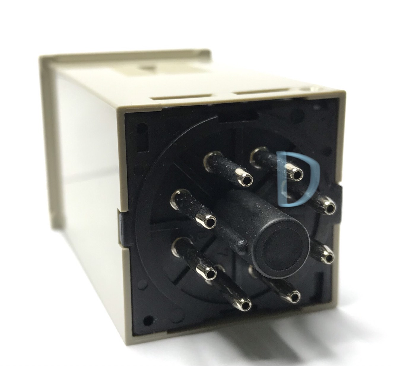 Omron Timer H3JA-8C 60min 200-240VAC