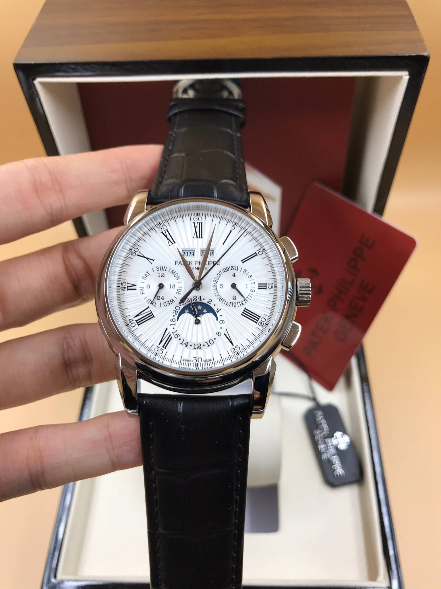 นาฬิกา Patek Philippe Perpetual Calendar soh หน้าปัดสีขาว สายหนังดำ