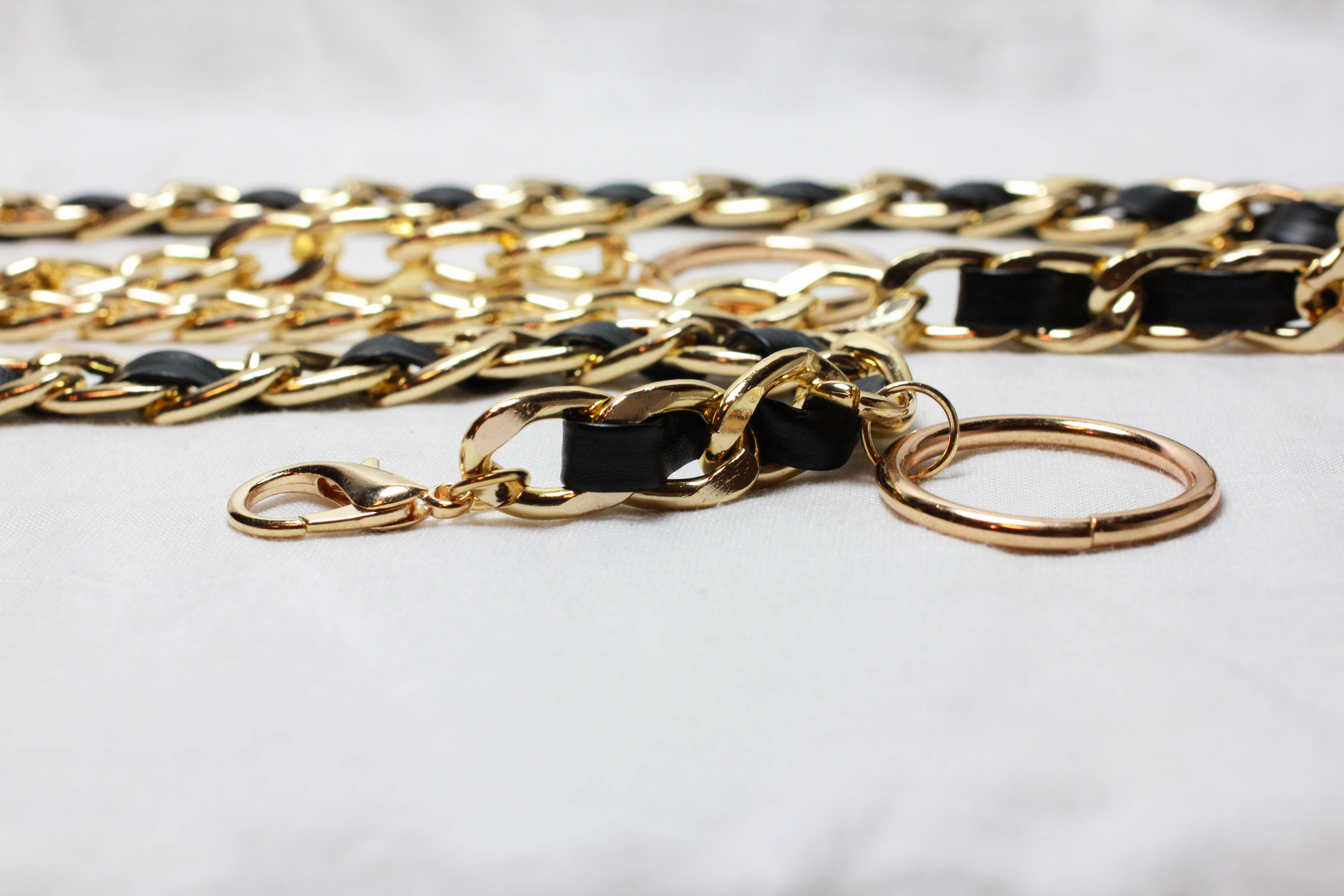 เข็มขัดสายโซ่สายดำ ขอบทอง สายแบบหนา 1 ซม