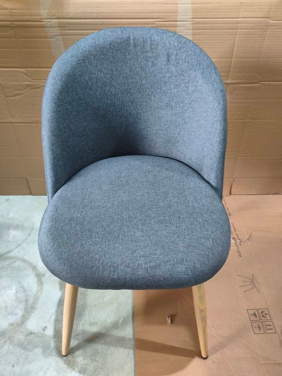 เก้าอี้เบาะผ้าเสริมฟองน้ำ โมเดิร์น รับแขก ขาโลหะหุ้มลายไม้ แข็งแรง ที่นั่งกว้าง นั่งสบาย YL197 - YL198