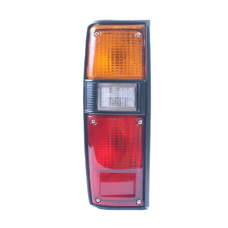 ไฟท้าย TOYOTA LN30-40/RN30-40 (ม้ากระโดด) พร้อมขั้ว+หลอด ปี1978-1983 (งานตราเพชรเกรดห้าง) -ราคาต่อดวง-