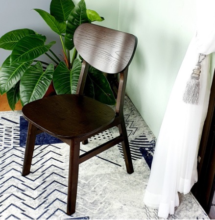เก้าอี้ทานข้าว เก้าอี้ไม้ยางพารา ที่นั่งเป็นไม้เต็ม รับน้ำหนักได้ดี แข็งแรง