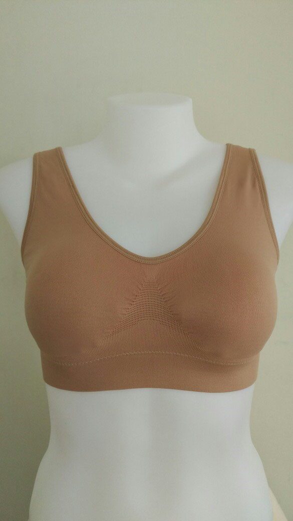 ยกทรง สปอร์ตบรา ไร้ตะขอ ชุดชั้นในสวมสบาย หลังยู U สีเนื้อ S/M/L