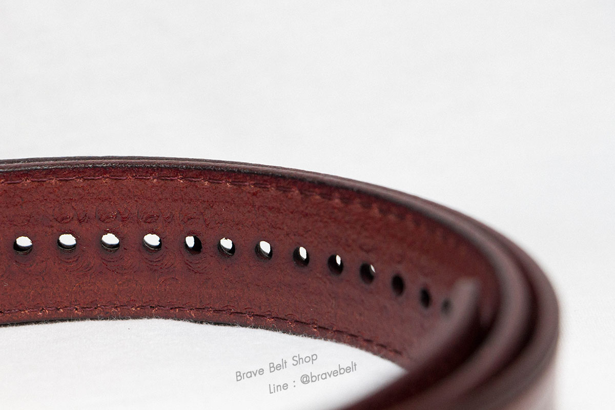 เข็มขัดแท้สีน้ำตาลเลือดหมู สำหรับผู้หญิงลายเท่ๆ