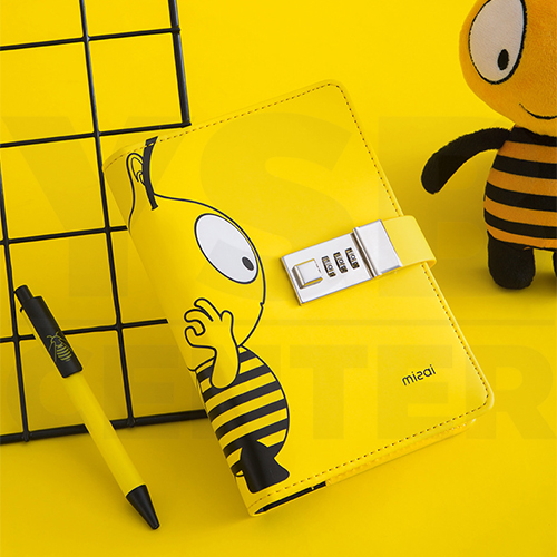 สมุดโน๊ต สมุดบันทึก ไดอารี่ สมุดเขียน A6 มีเส้น ปกหนัง PU พร้อมปากกา มีที่ล๊อครหัส รุ่น J2M007-A6H0632-Y