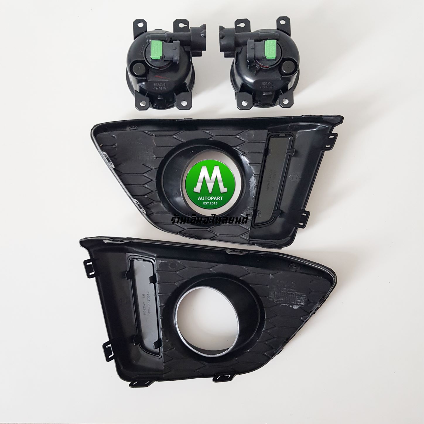 ไฟตัดหมอก ไฟสปอร์ตไลท์ โคมเหลือง HONDA JAZZ 2014 2015 2016 2017 GK / ฮอนด้า แจ๊ซ (รับประกันสินค้า 1 เดือน)