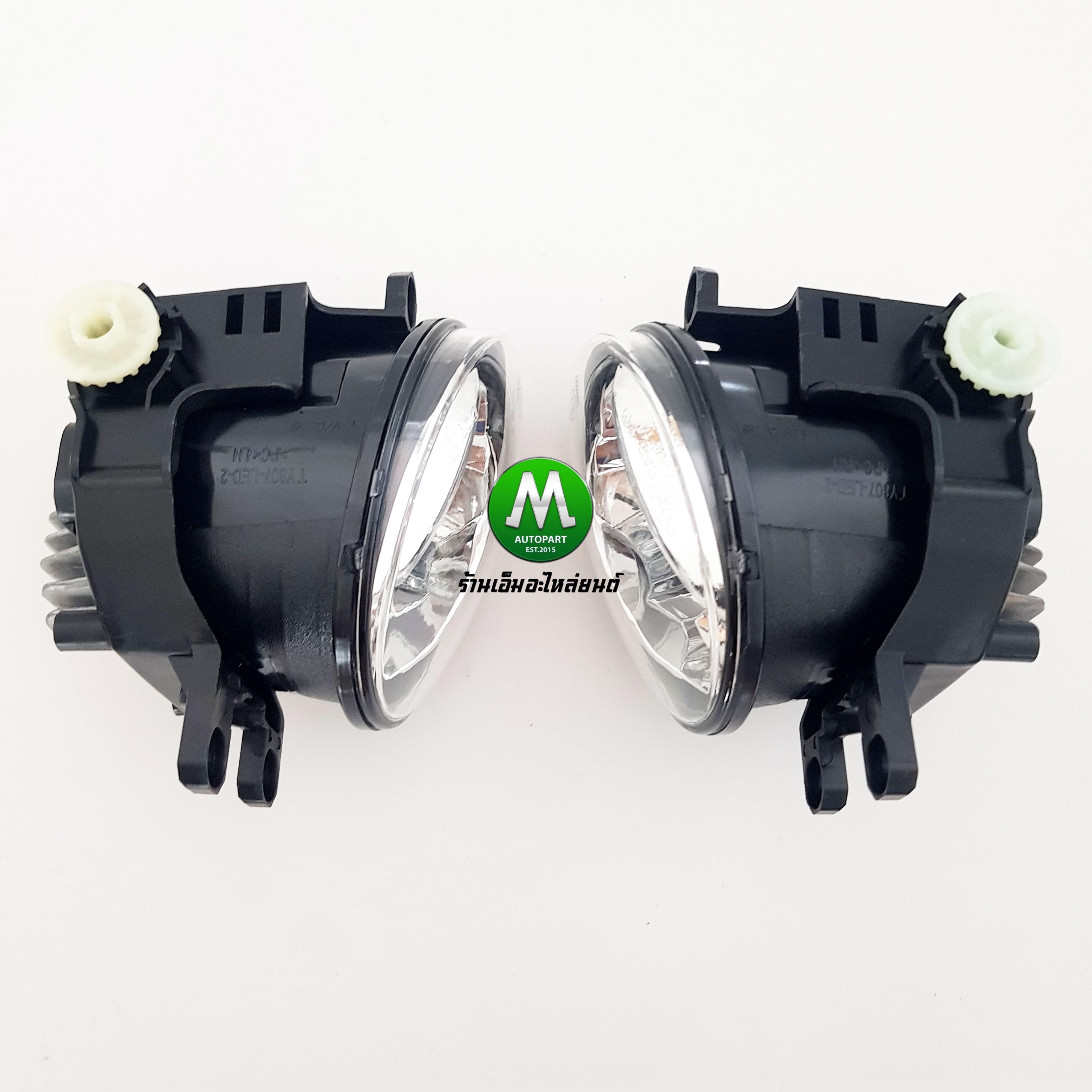 ไฟตัดหมอกโตโยต้า โคม LED TOYOTA ALTIS AVANZA CAMRY FORTUNER HILUX CHAMP REVO VIOS YARIS ปลั๊ก H11 โคมไฟ 1 คู่ รับประกัน 3 เดือน