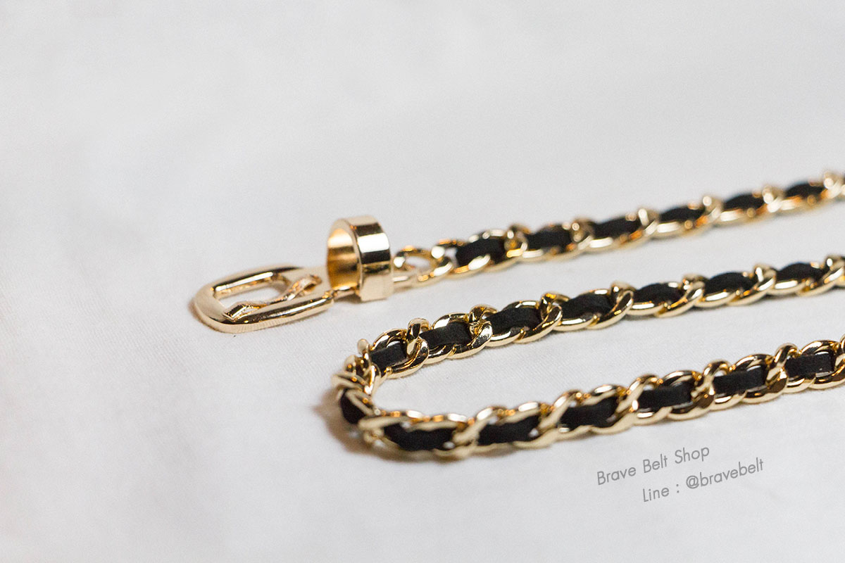 เข็มขัดสายโซ่ทรงสวย สายสีดำปลายสีทอง