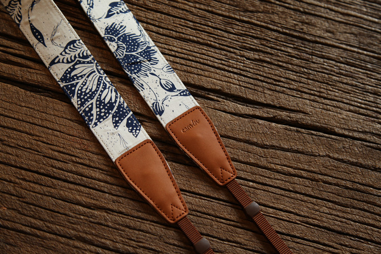 สายคล้องกล้อง สีพาสเทล