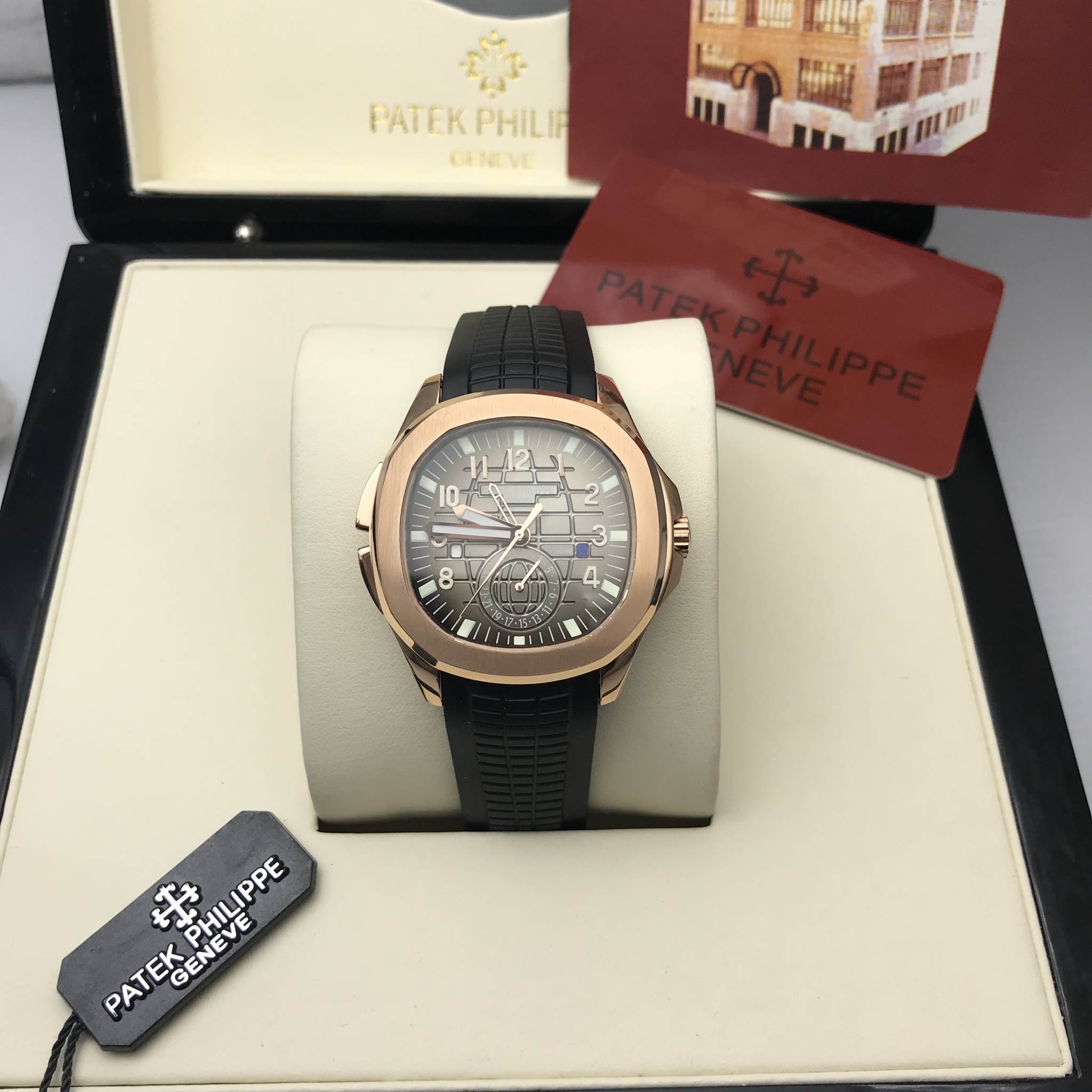 นาฬิกา Patek Philippe Aquanaut Travel Time Reference 5164R