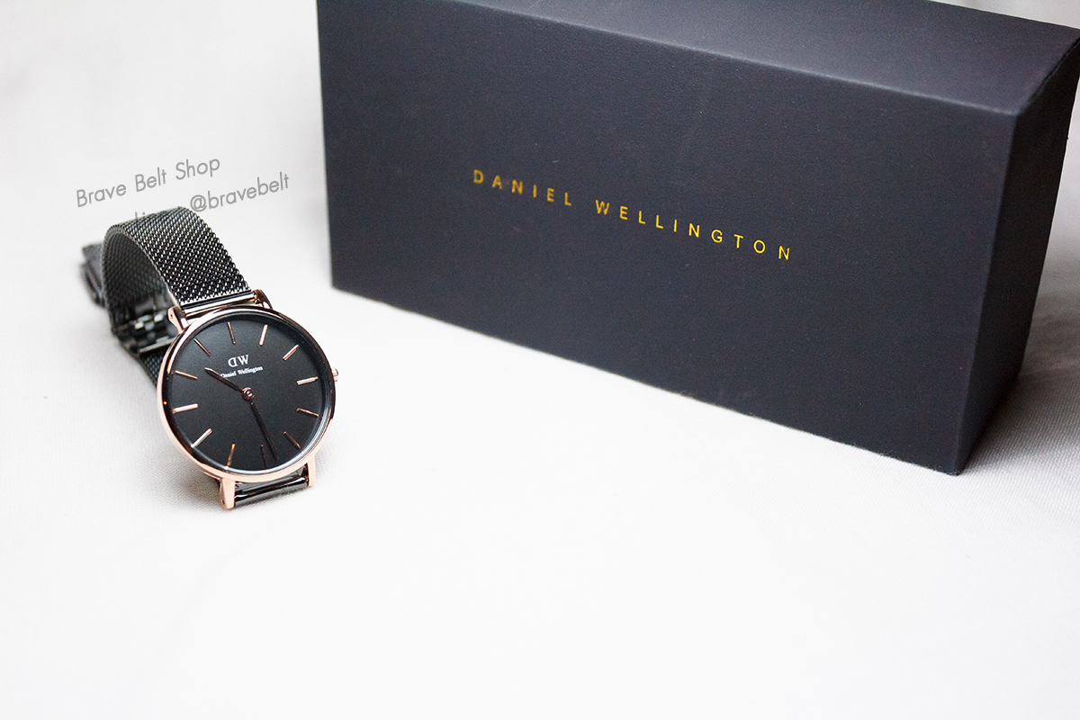 Daniel Wellington สายสแตนเลส หน้าปัดดำขอบสีทองสวย Daniel Wellington สายสแตนเลส หน้าปัดดำขอบสีทองสวย