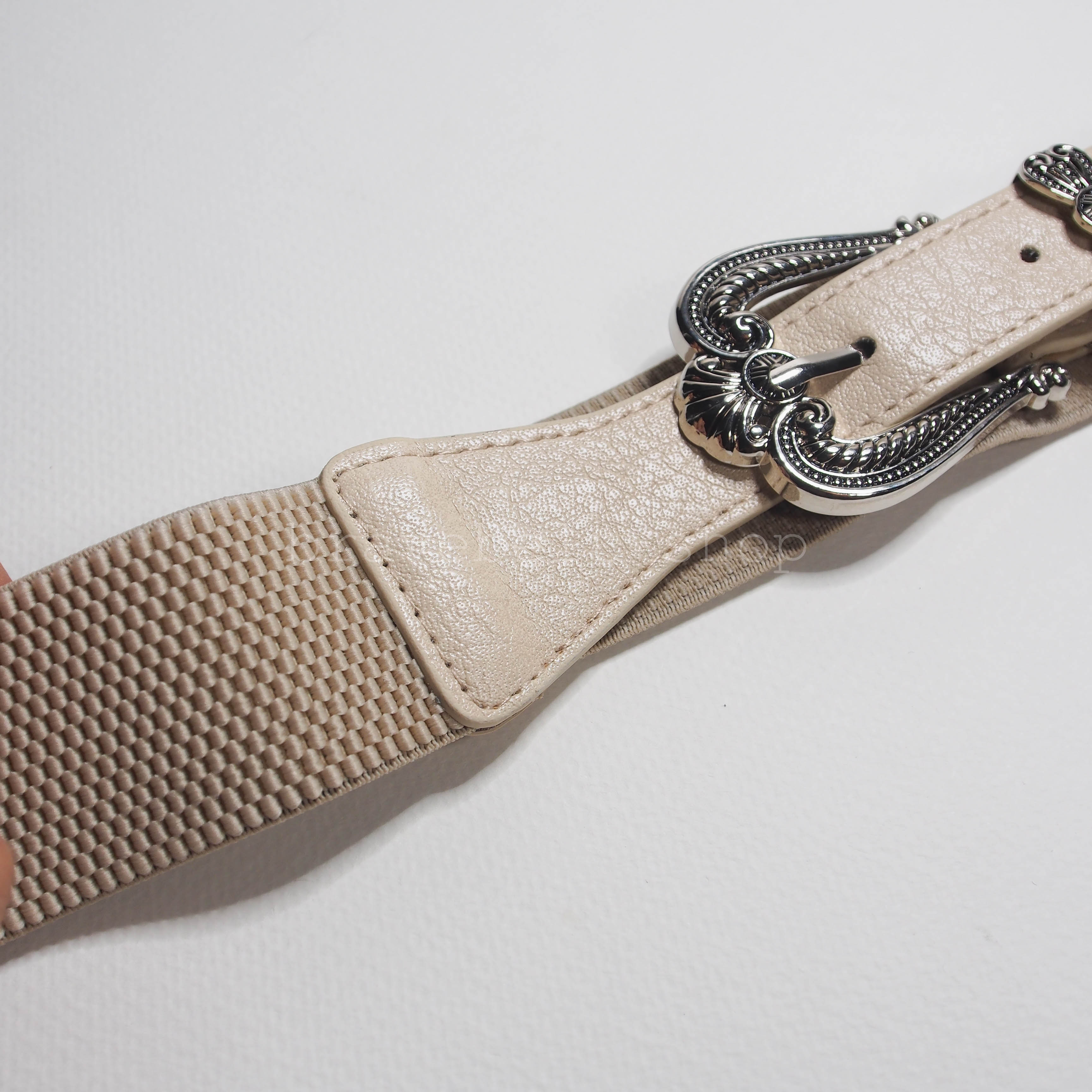 เข็มขัดผู้หญิงทรงวินเทจ สีครีมขาวน่าใส่มากๆ สำหรับคนสายวินเทจ