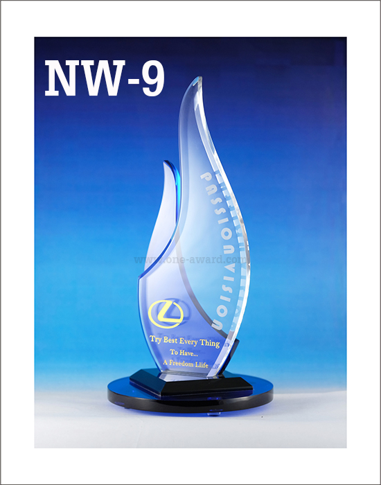 Code: NW-9 โล่อะคริลิค ความสูงตัวโล่ 9 นิ้ว พร้อมเลเซอร์ข้อความและโลโก้ ลงสีได้ไม่เกิน 2 สี ***ราคาเริ่มต้นที่ 1,100 บาท (ความสูง 9 นิ้ว เมื่อสั่งสินค้า 5 ชิ้น ขึ้นไป)***