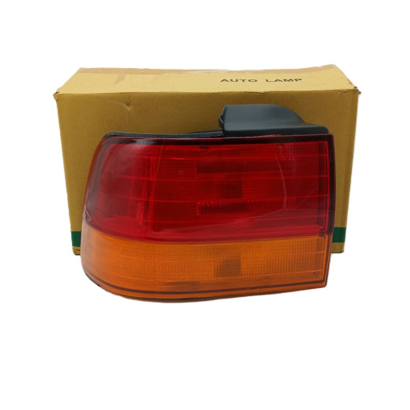 ไฟท้าย HONDA ACCORD(แอคคอร์ด) ปี1992-1993 (งานแท้ TYC) (รหัส : AC92) -ราคาต่อดวง-