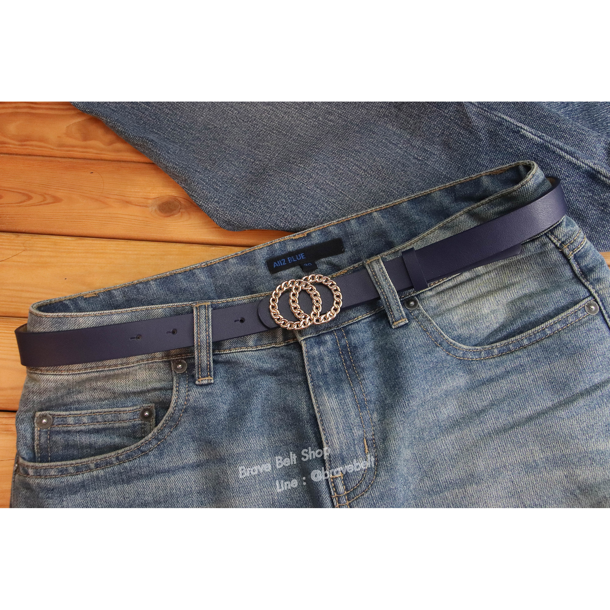 เข็มขัดแฟชั่นสีน้ำเงิน หัวเข็มขัดสีทองสวย