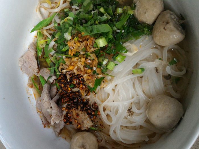 ก๋วยเตี๋ยวหมูต้มยำ