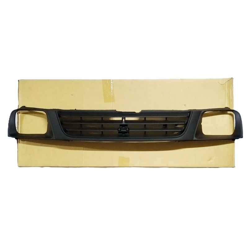 หน้ากระจัง MITSUBISHI STRADA(สตราด้า) รุ่นแรก โฉมไฟตาเล็ก สีดำ ไม่มีโลโก้ ปี1995-1998 (รหัส:STD'95 ดำ)