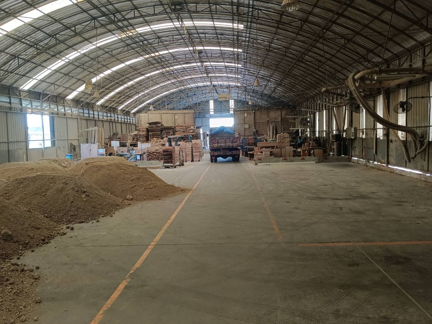 หน้างานซอยแลนด์24 บางนา เทพื้นโรงงาน