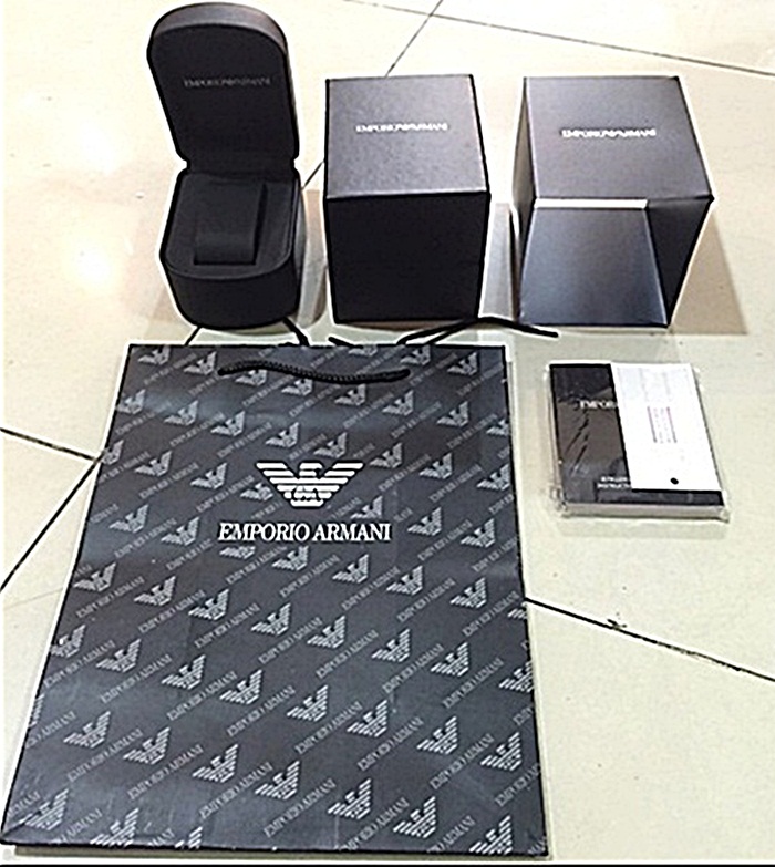 กล่องนาฬิกา แบรนด์ Armani