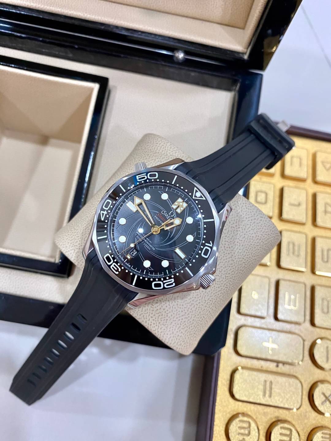 นาฬิกา Omega Seamaster Master 300M Automatic 42MM.Mirror Swiss Black ซิลิโคน