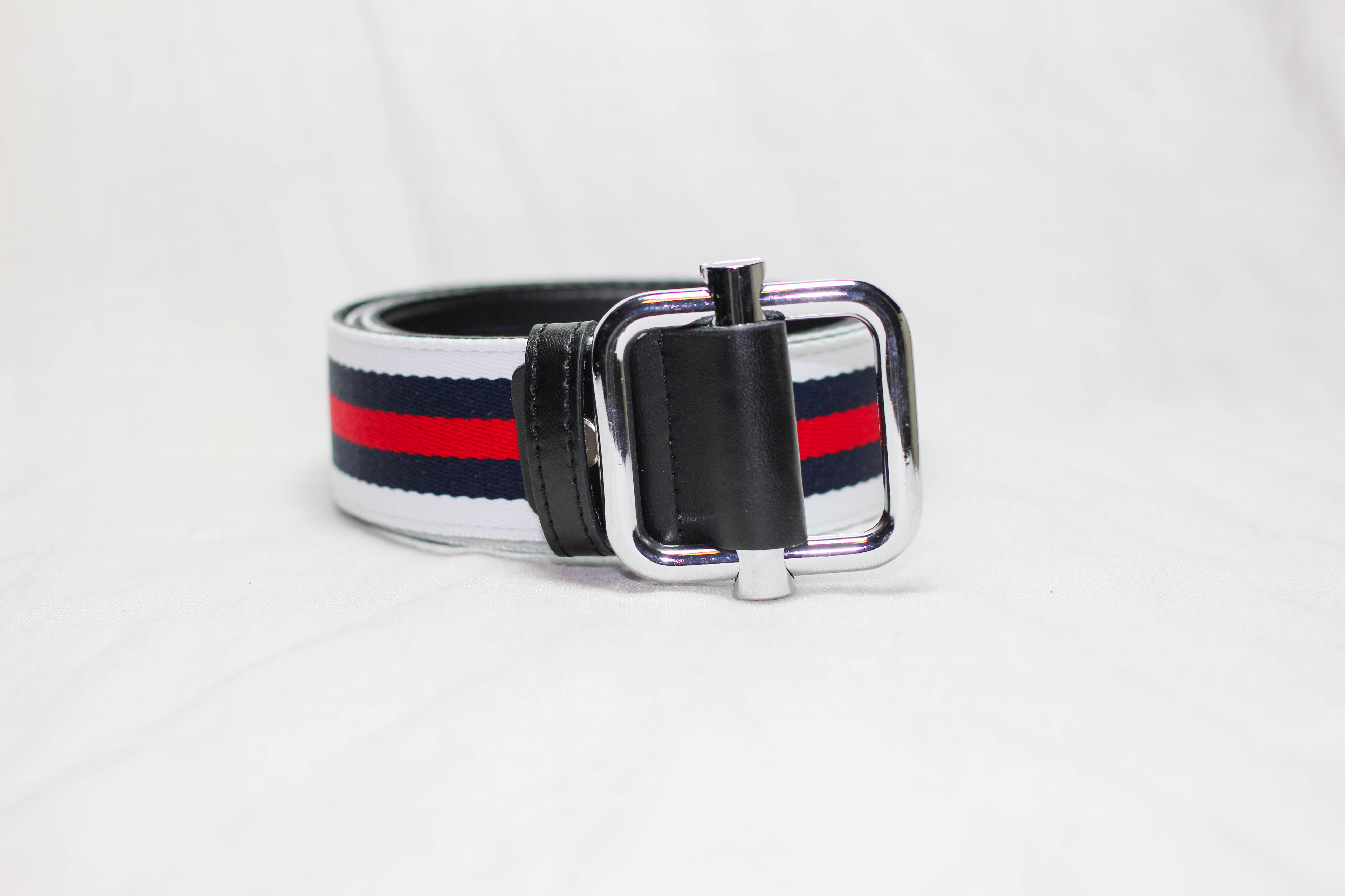 เข็มขัดผ้าแฟชั่นผู้ชาย หัวทรงเหลี่ยมแบบสอด