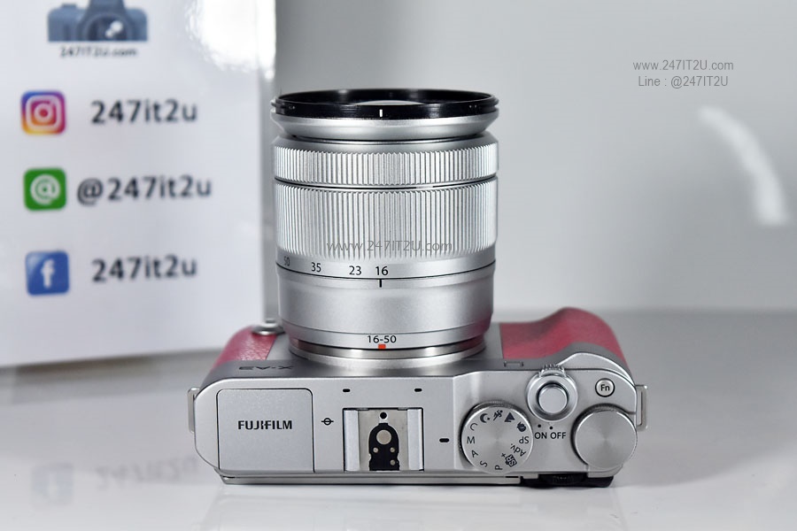 Fujifilm X-A3 พร้อมเลนส์ 16-50mm f3.5-5.6 สีชมพู