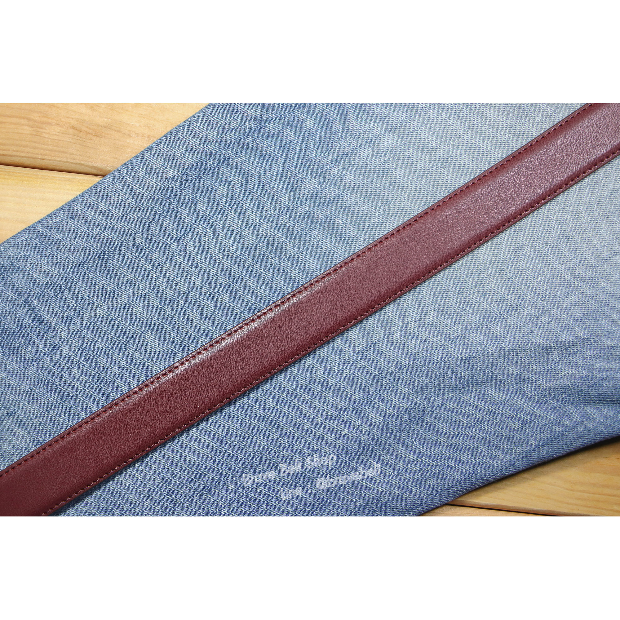 เข็มขัดผู้หญิงเส้นใหญ่สีเลือดหมูสวย