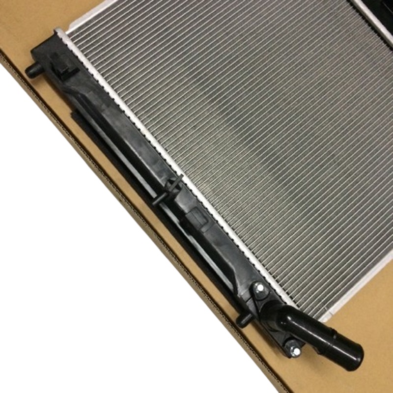 หม้อน้ำ TOYOTA YARIS(ยาริส) Gen2 ท่อล่างงอ ปี2013-2016 เกียรออโต้ (กระปุกก็ใส่ได้) (O.E.M ประกัน 6เดือน)