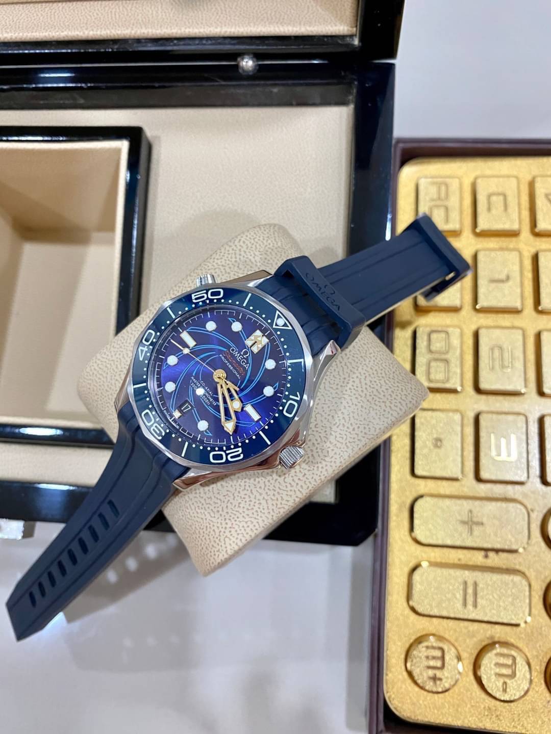 นาฬิกา Omega Seamaster Master 300M Automatic 42MM.Mirror Swiss Blue ซิลิโคน