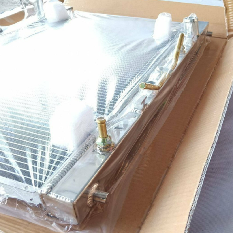 หม้อน้ำ TOYOTA CAMRY(คัมรี่)/ACV40-41 หนาพิเศษ 26มิล ปี2006-2011 เกียรออโต้ (อลูมิเนียมทั้งใบ) (10004/26PP)