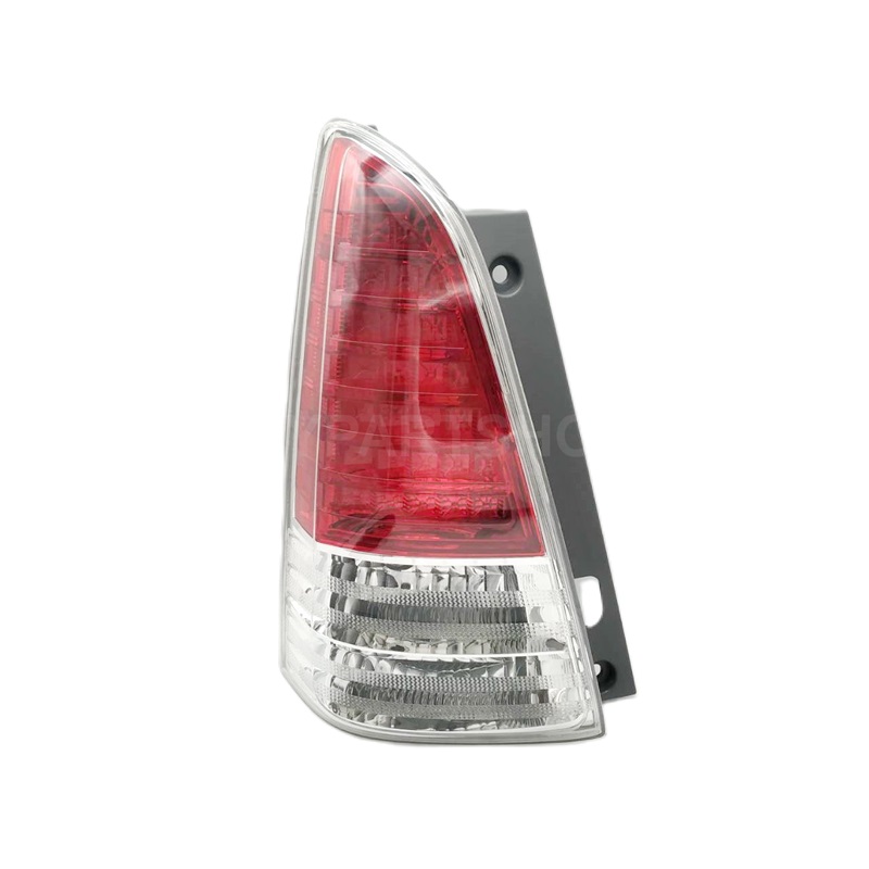 ไฟท้าย TOYOTA INNOVA(อินโนว่า) โฉมที่2 ปี2008-2011 (งานแท้ TYC) (รหัส:INNO'09-11) -ราคาต่อดวง-