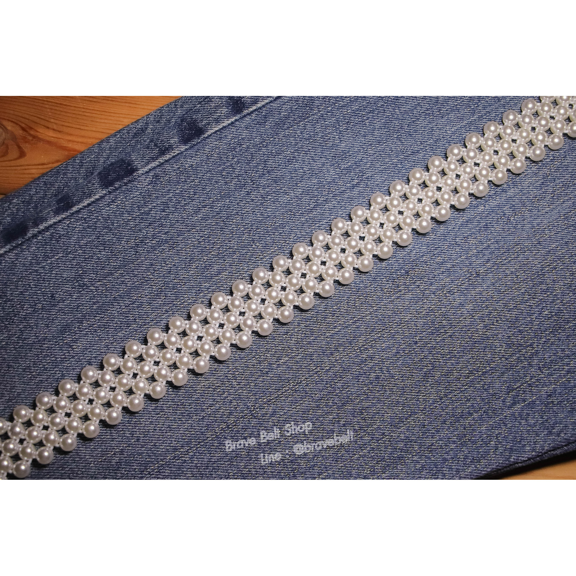 เข็มขัดไข่มุกยางยืดหัวทรงสี่เหลี่ยมสวย ใส่ออกงานได้