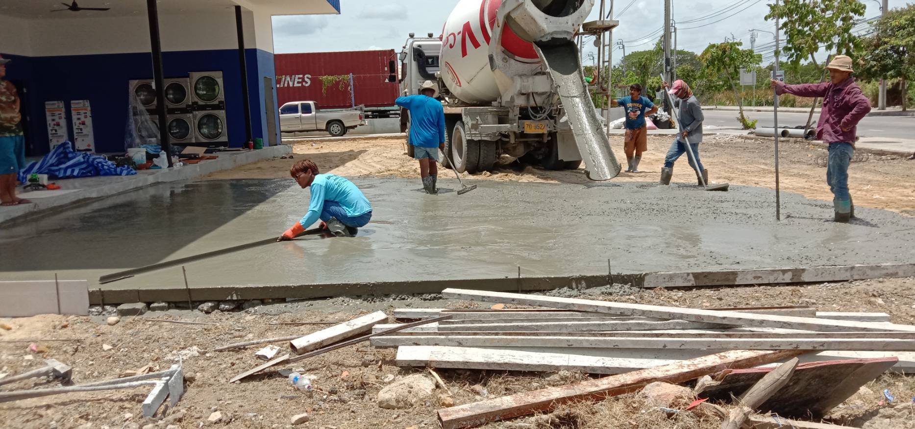 หน้างานเฉลิมพระเกียรติ ร.9 ซ.28